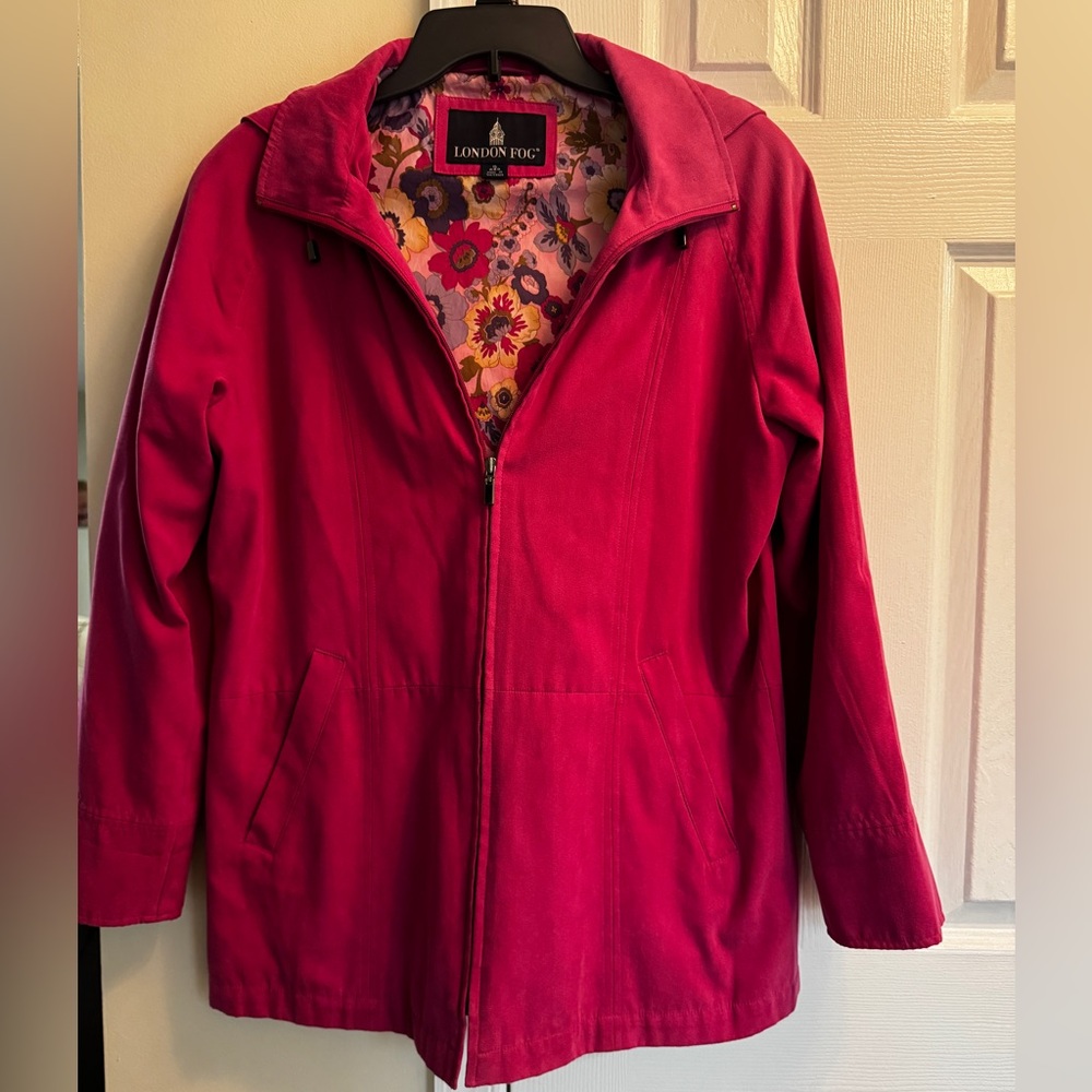 London Fog Women's Vibrant Pink Lightweight Rain Jacket Removable Hood